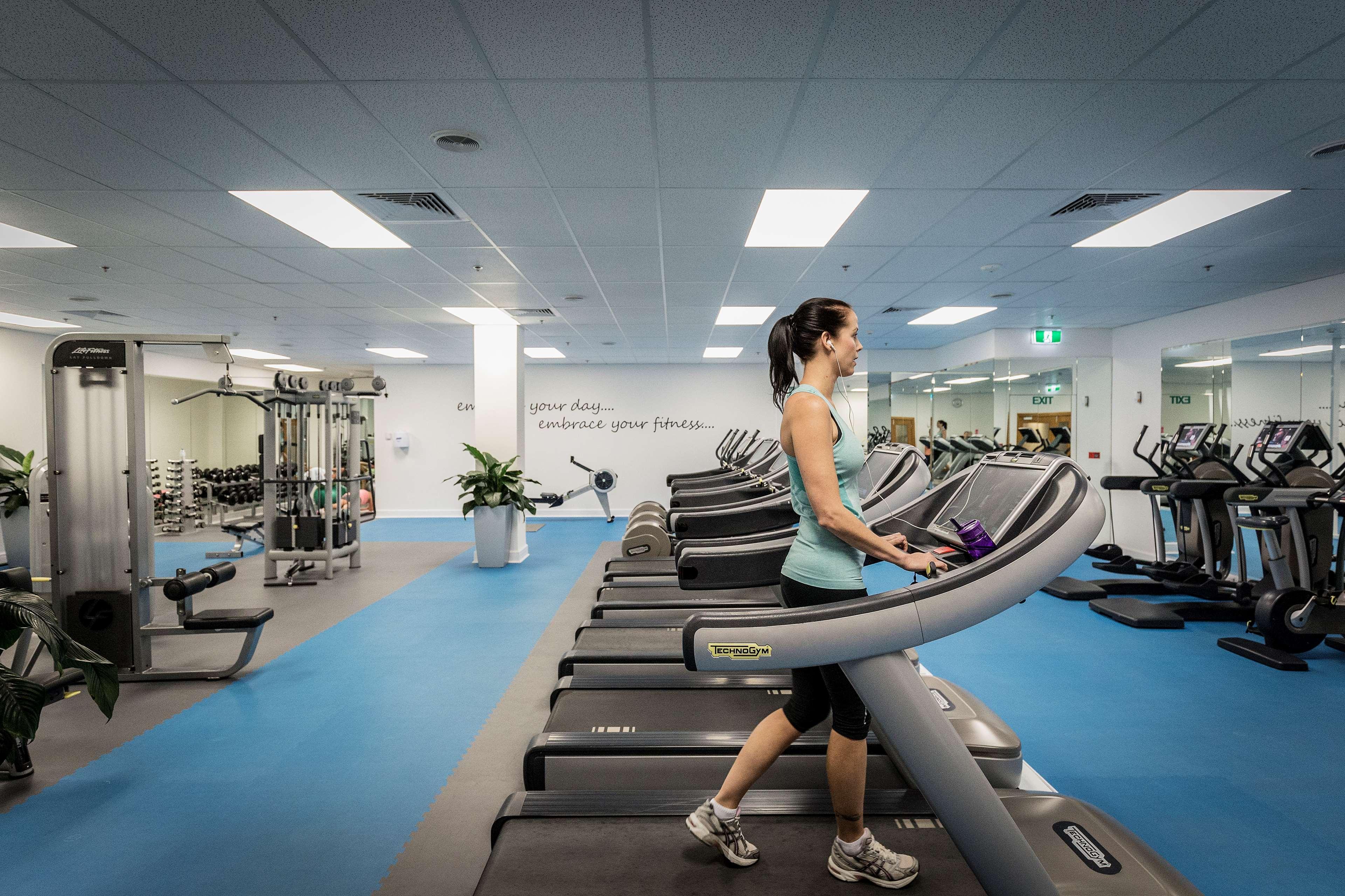 Pan Pacific Perth Hotel Екстериор снимка The gym at the Australian Institute of Sport