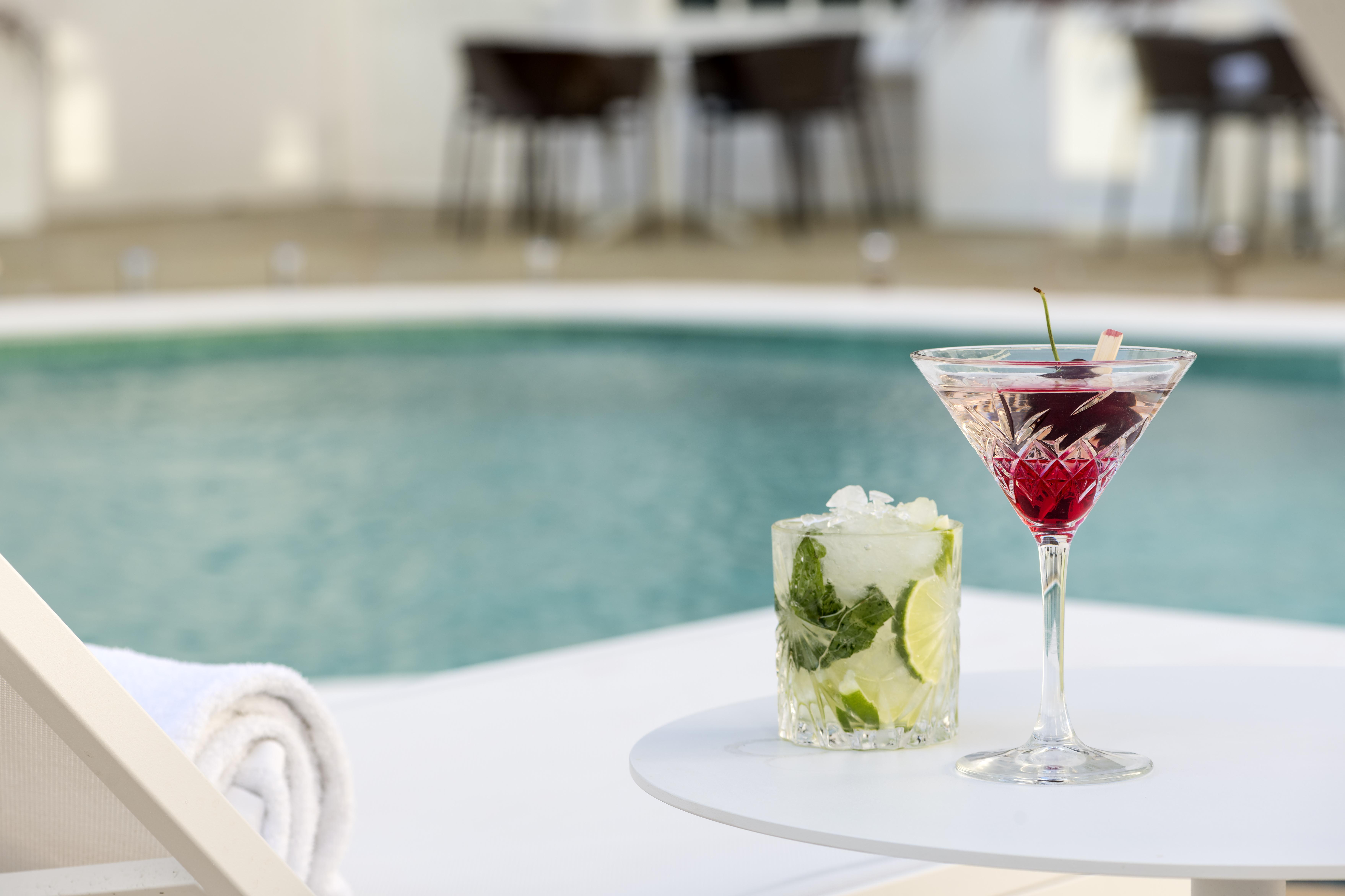 Pan Pacific Perth Hotel Екстериор снимка Poolside at the Hotel