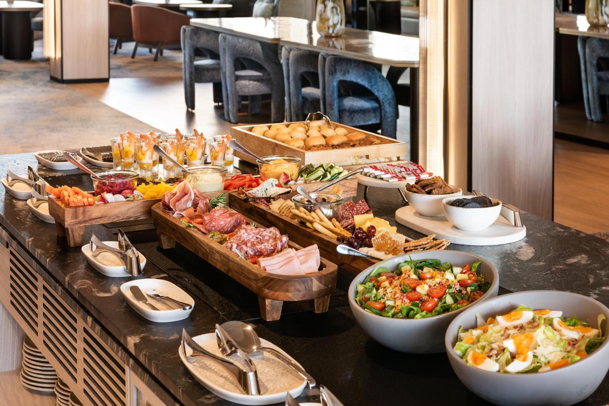 Pan Pacific Perth Hotel Екстериор снимка A buffet at a hotel